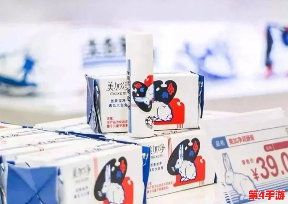 军训大白兔蹦出来了!网红热搜爆款零食,引发学生疯抢购行为 军训大白兔蹦出来了!网红热搜爆款零食,引发学生疯抢购行为