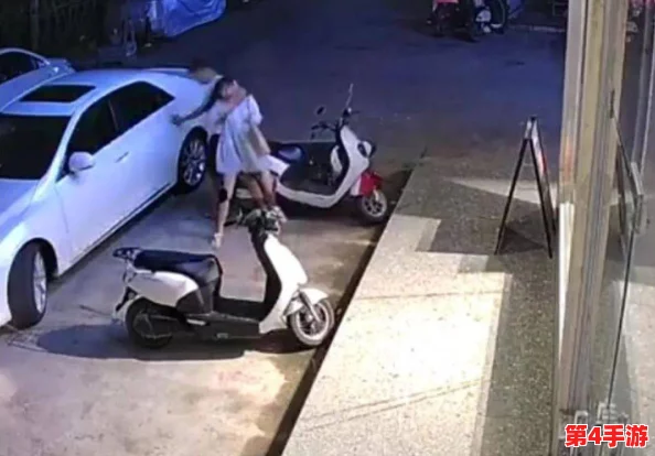 男Ji大巴进入女人身休：性侵犯案件频发，警方呼吁加强安全防范措施