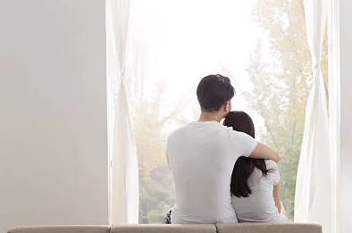 打工和妈妈住一起成夫妻怎么办？这种情况该如何处理？用户评价：生活与感情的平衡真不容易