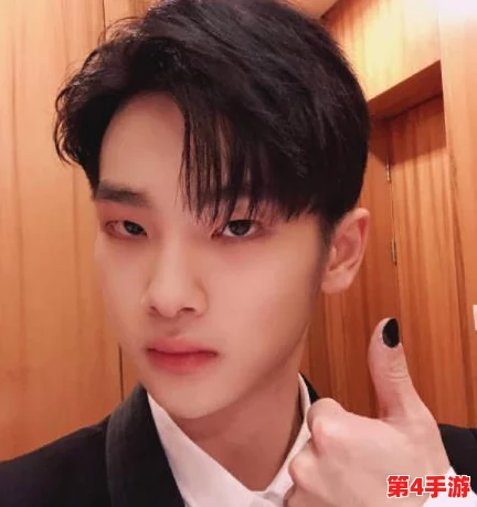 大陆十八岁女孩rapper:网友热议其实力与风格,称赞她是新生代原创力的代表 大陆十八岁女孩rapper:网友热议其实力与风格,称赞她是新生代原创力的代表