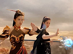 刘亦菲《热血合击》独闯敌阵，城内烽火连天生死较量一触即发！