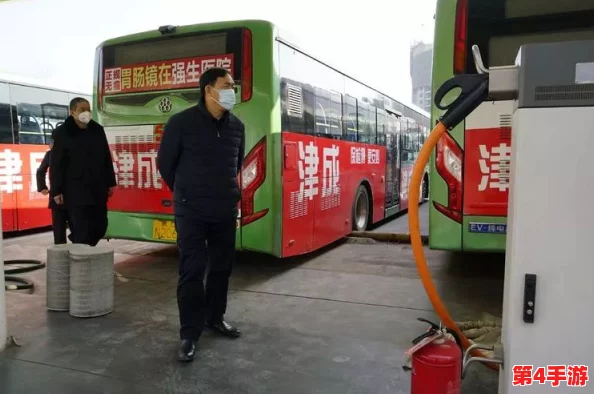 苏苏的公交车日记:网友热议“这真是一个充满温暖与故事的标题,让人期待每一篇日记!” 苏苏的公交车日记:网友热议“这真是一个充满温暖与故事的标题,让人期待每一篇日记!”