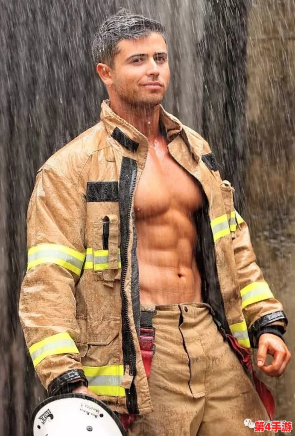军人猛男hhh：网友称赞其勇敢无畏，称战斗精神令人敬佩，齐心协力保卫家园的责任感让人感动不已！