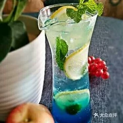 探秘白荆回廊：晴雪茶憩独家配方，品味古韵今风的雅致饮品创想