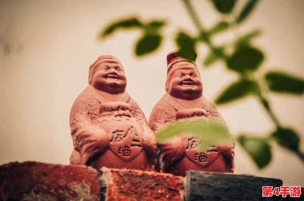 “淫色五月：探索春日绚丽幻想中的欲望与激情”