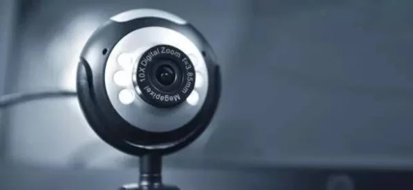 黑客破居家解摄像头居民隐私安全问题引发广泛关注与讨论