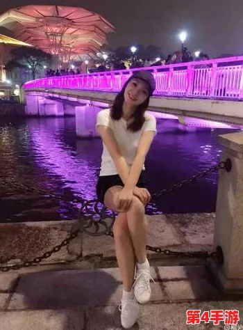 校花 扒腿让我C视频，展现青春活力与勇敢追求梦想的正能量！