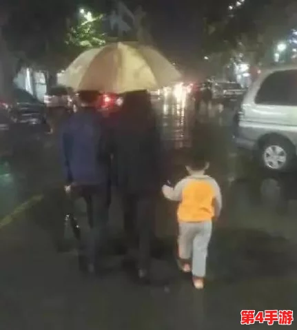 宝宝今晚不戴小雨伞了，但依然勇敢面对风雨