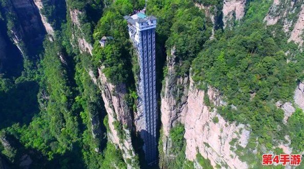 《我的世界》创意建筑教程：从零开始打造高效实用的自动电梯系统全攻略