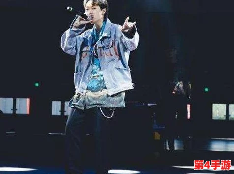 潮水19岁rapper最火的一句引发热议,网友纷纷讨论其背后的深意与影响力 潮水19岁rapper最火的一句引发热议,网友纷纷讨论其背后的深意与影响力