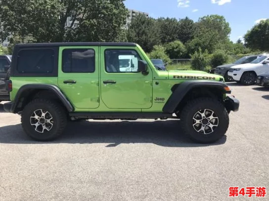 桃红色jeep官方主打进口，展现个性与时尚的完美结合，引领潮流新风尚，吸引年轻消费者的目光
