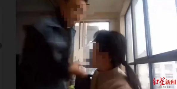 抱着英语课代表吵,校园内突发争执引发师生围观,情绪激动的场面令人担忧 抱着英语课代表吵,校园内突发争执引发师生围观,情绪激动的场面令人担忧