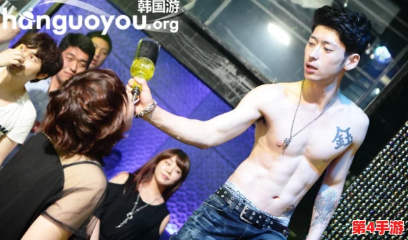 搓澡工引诱2023Gaycom，带你感受无法抵挡的魅力与激情，享受不一样的体验与视觉盛宴！