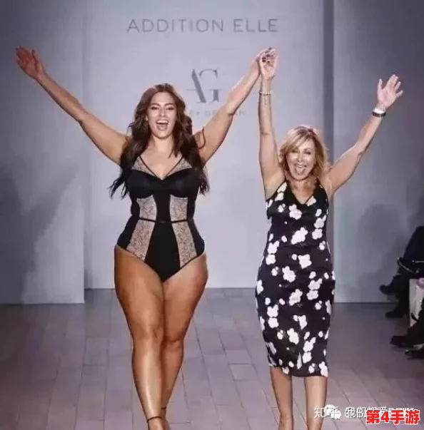 日本白嫩少妇BBw撒尿的现象引发了人们对社会文化和性别观念的深思与讨论,值得关注 日本白嫩少妇BBw撒尿的现象引发了人们对社会文化和性别观念的深思与讨论,值得关注