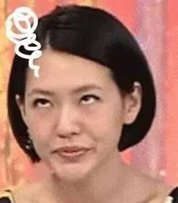 圣采儿流眼泪翻白眼咬铁球图片背后故事与情感表达分析