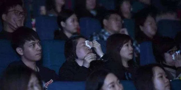 51cg反差黑料：揭露行业内幕，背后隐藏的真相与不为人知的故事引发热议