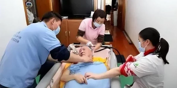 国产盗摄沟厕后拍大屁屁，保护隐私，维护尊严是我们每个人的责任
