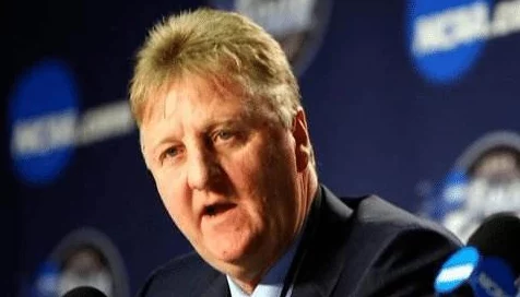 NBA顶尖战力解析:勒布朗·詹姆斯如何定义最强小前锋的极致表现 NBA顶尖战力解析:勒布朗·詹姆斯如何定义最强小前锋的极致表现