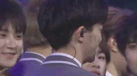 坤坤寒进桃子,传闻与神秘女友共度甜蜜时光,引发粉丝热议与猜测! 坤坤寒进桃子,传闻与神秘女友共度甜蜜时光,引发粉丝热议与猜测!