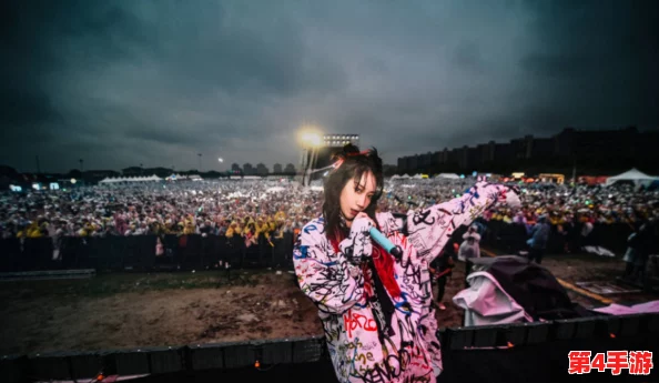 越南美籍女rapper引发热议,网友纷纷表示她的音乐风格独特,歌词深刻,期待更多作品展现多元文化魅力 越南美籍女rapper引发热议,网友纷纷表示她的音乐风格独特,歌词深刻,期待更多作品展现多元文化魅力