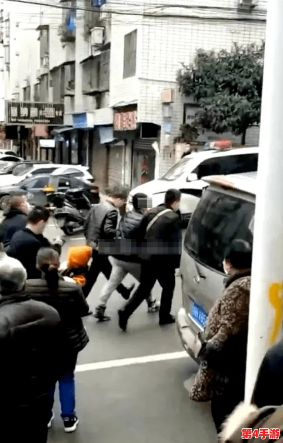 公交车被多人伦 吃花蒂,令人发指的行为让人震惊,社会需要严肃反思这一事件的背后真相! 公交车被多人伦 吃花蒂,令人发指的行为让人震惊,社会需要严肃反思这一事件的背后真相!