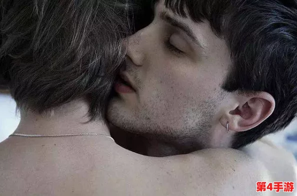 男男一起裸睡互玩jiji,探讨亲密关系中的身体接触与情感交流对男性友谊的影响 男男一起裸睡互玩jiji,探讨亲密关系中的身体接触与情感交流对男性友谊的影响